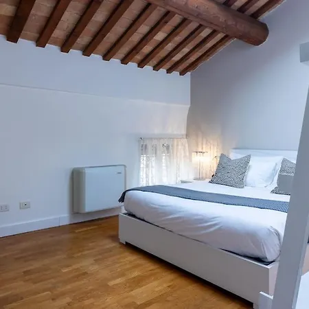 Eleganza Fronte Castello Estense Lejlighed *