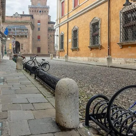 Eleganza Fronte Castello Estense Apartment Ferrara